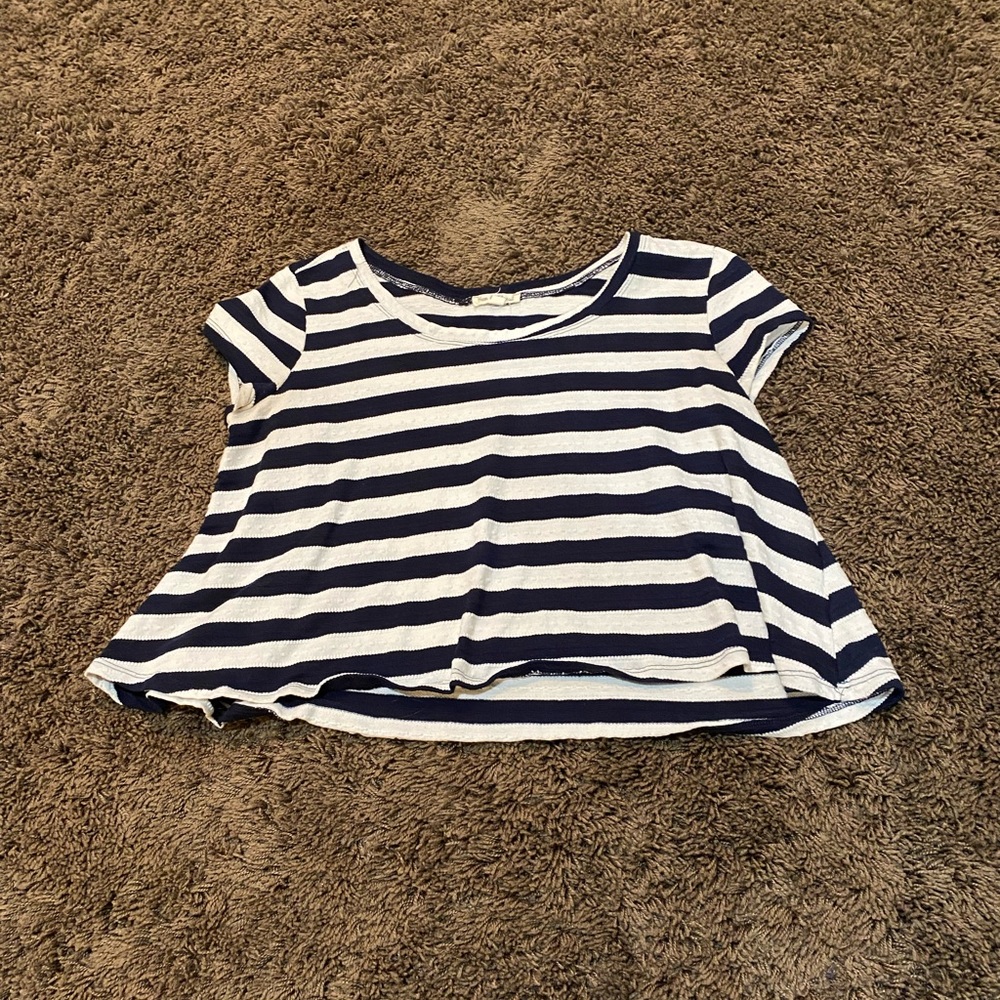 hem and thread navy stripped top size m